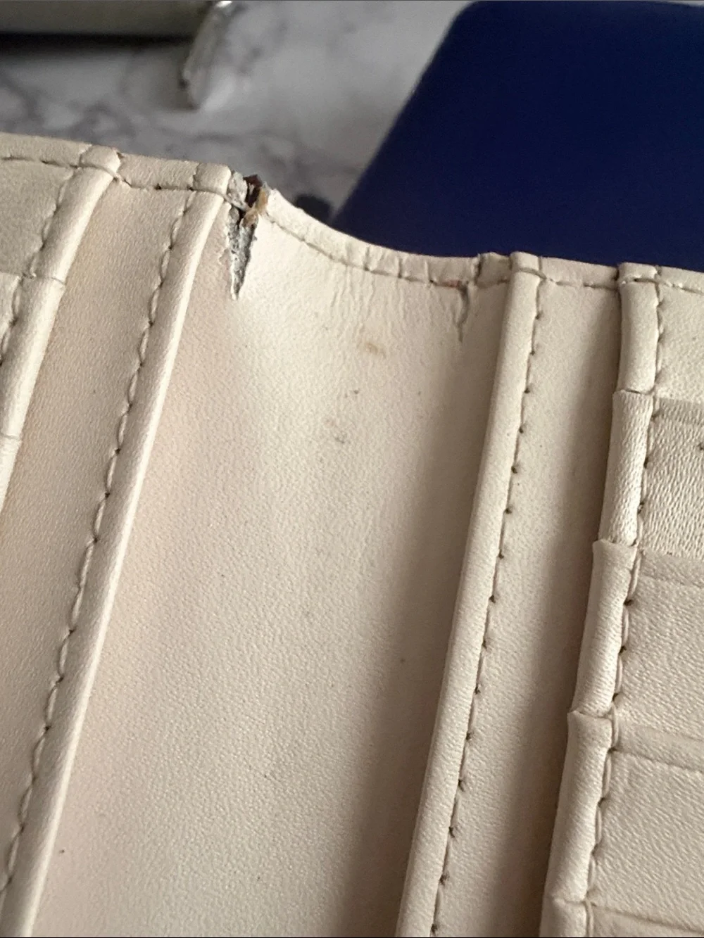 2 Kate Spade Wallets - Picture 4 of 12
